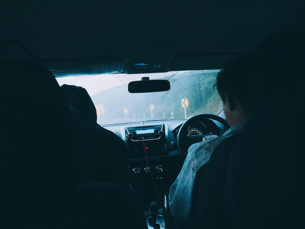 530c0ead-722f-3c7d-ead6-5c25ccdece67.jpg