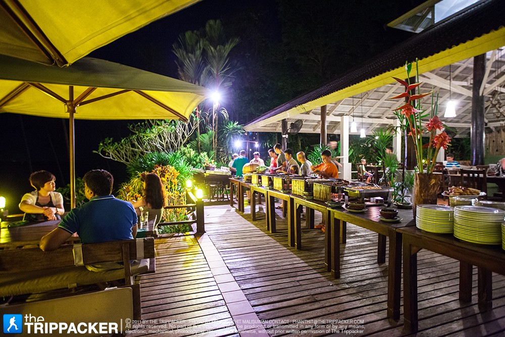 ค็อคเทล อาหารยุโรป และบาร์บีคิวอาหารทะเลที่ผลัดเปลี่ยนกันไปตามเทศกาล