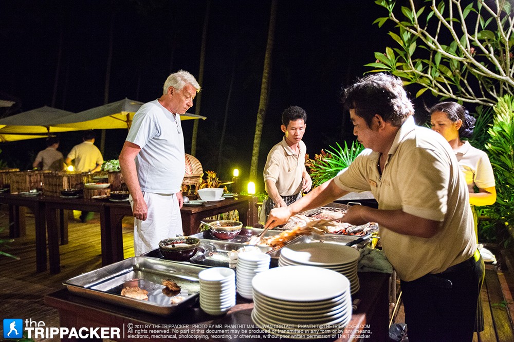 อยากได้แบบไหนบอกเจ้าหน้าที่ได้เลย